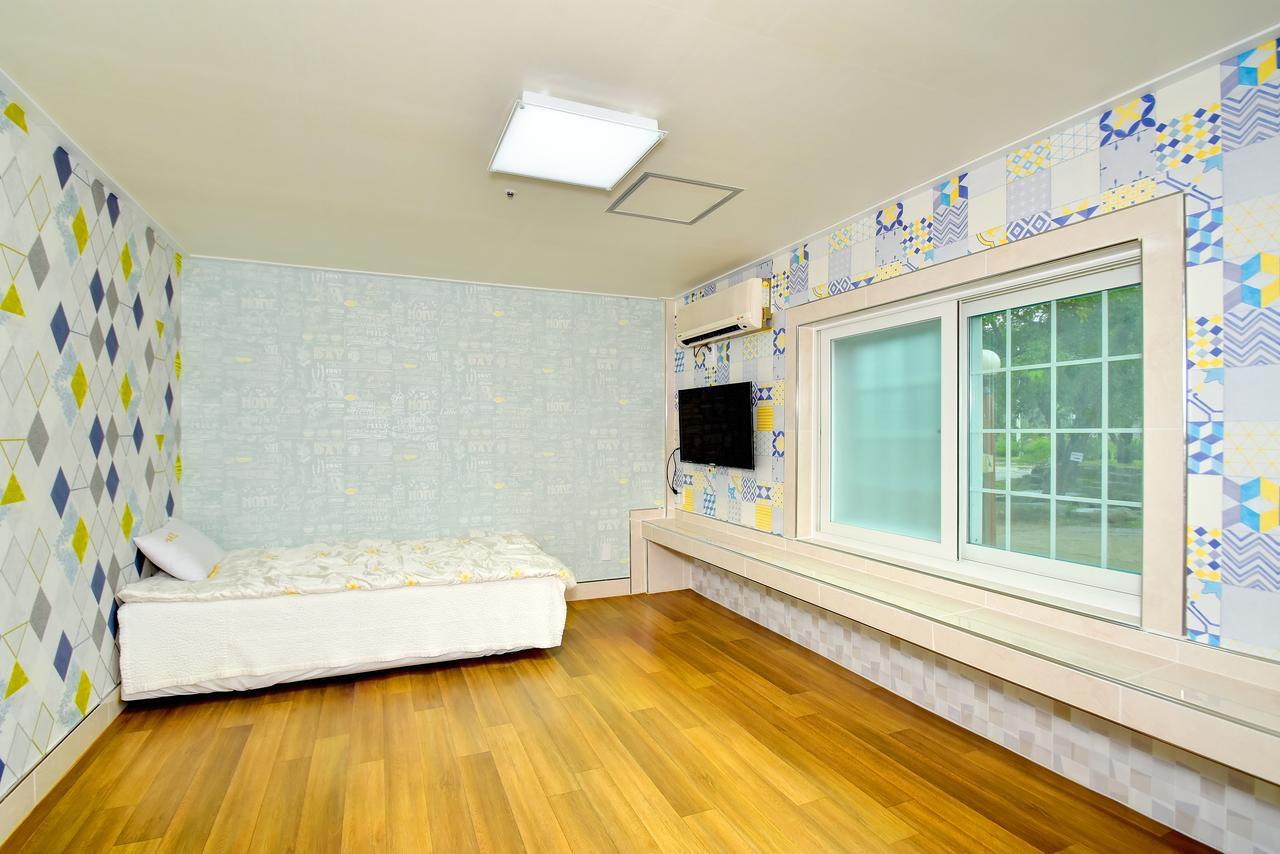 Sungbo Youth Hostel Mungyeong Bagian luar foto