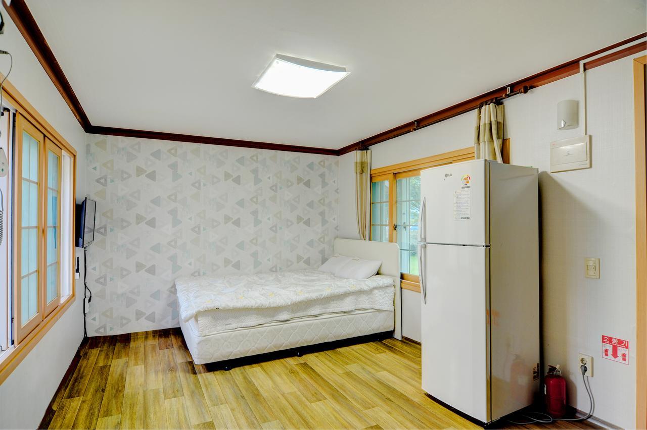 Sungbo Youth Hostel Mungyeong Bagian luar foto