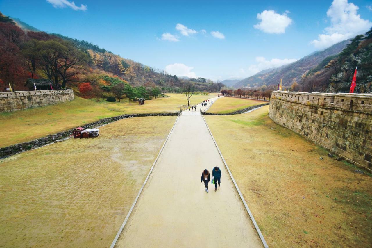 Sungbo Youth Hostel Mungyeong Bagian luar foto